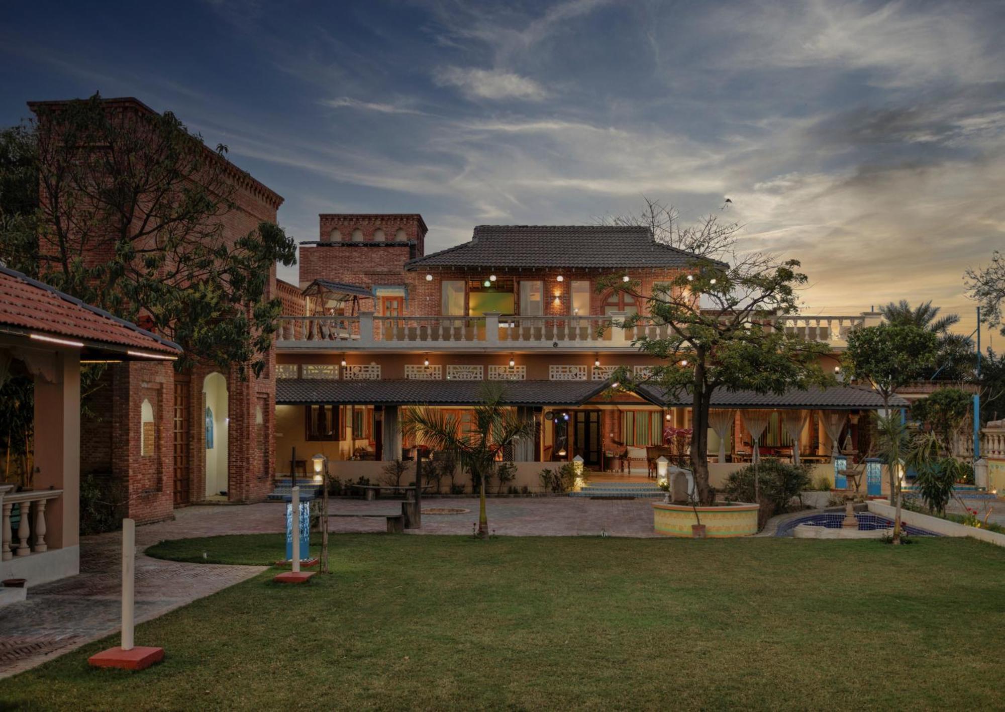 Hotel Namaste Dwaar - The Gateway To Rural India Khatauli Exteriér fotografie